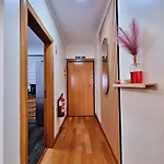 Dª Xica Holidays Apartment *