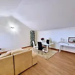 Apartment Dª Xica Holidays